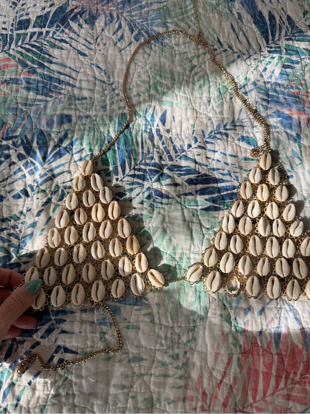 Mermaid Shell Bikini Top - Picture 5 of 5